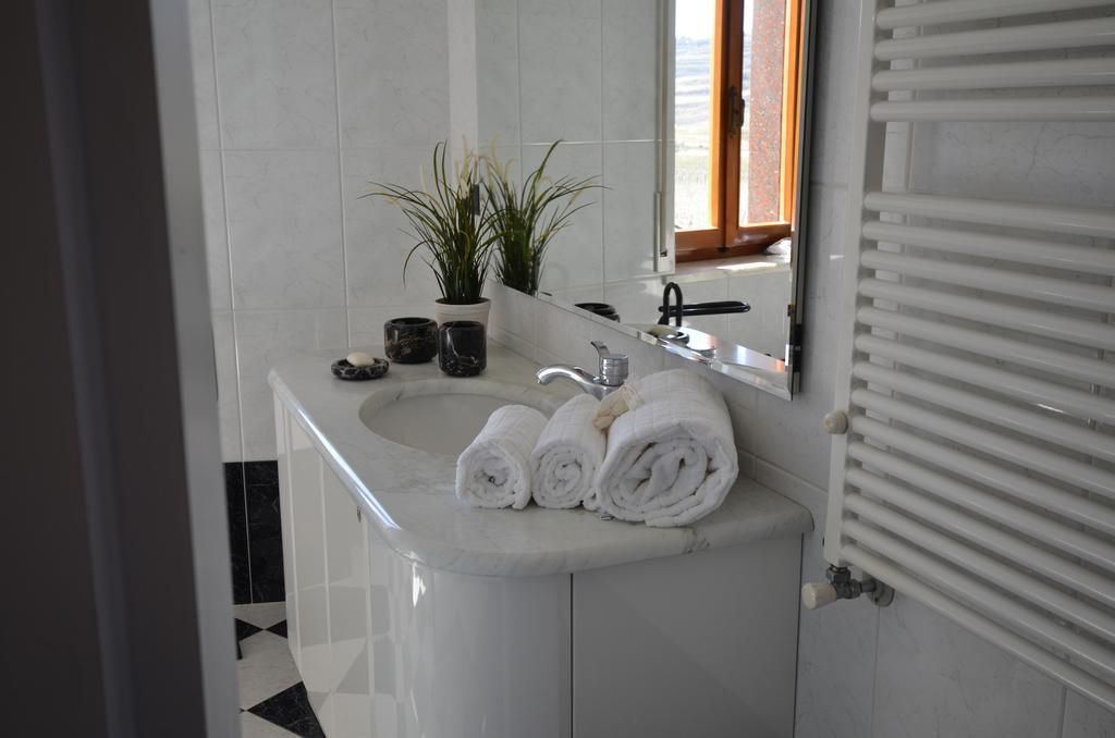 B&B La Grola ซาน มาร์ติโน บูออน อัลแบร์โก ห้อง รูปภาพ